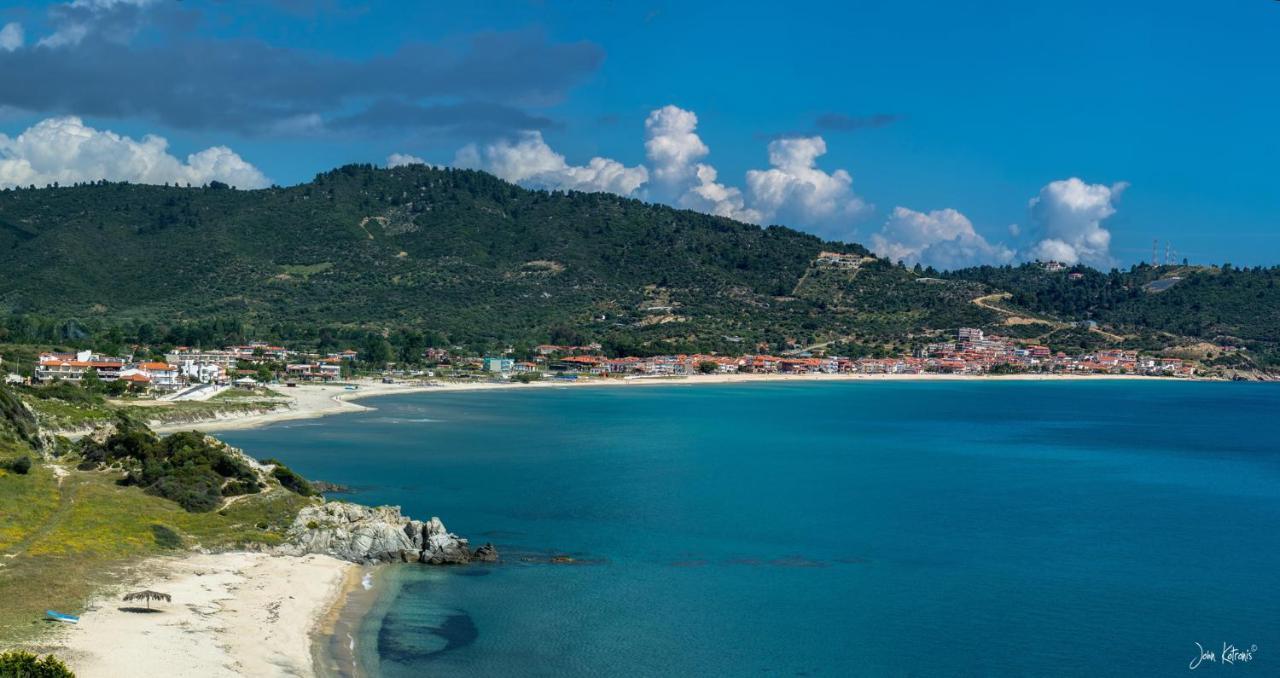 House Kostas On The Beach Sarti Buitenkant foto
